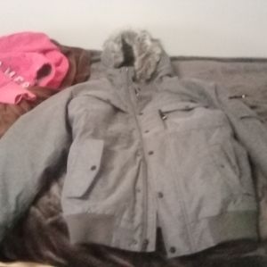 North face winter coat size large new without tag